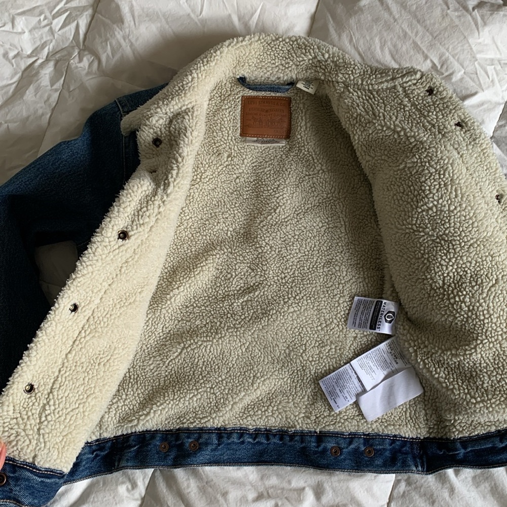 Levi’s Sherpa Fleece Jean Jacket - Picture 8 of 12